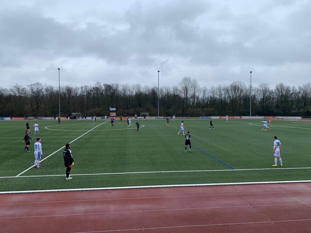 Erste gegen SC West