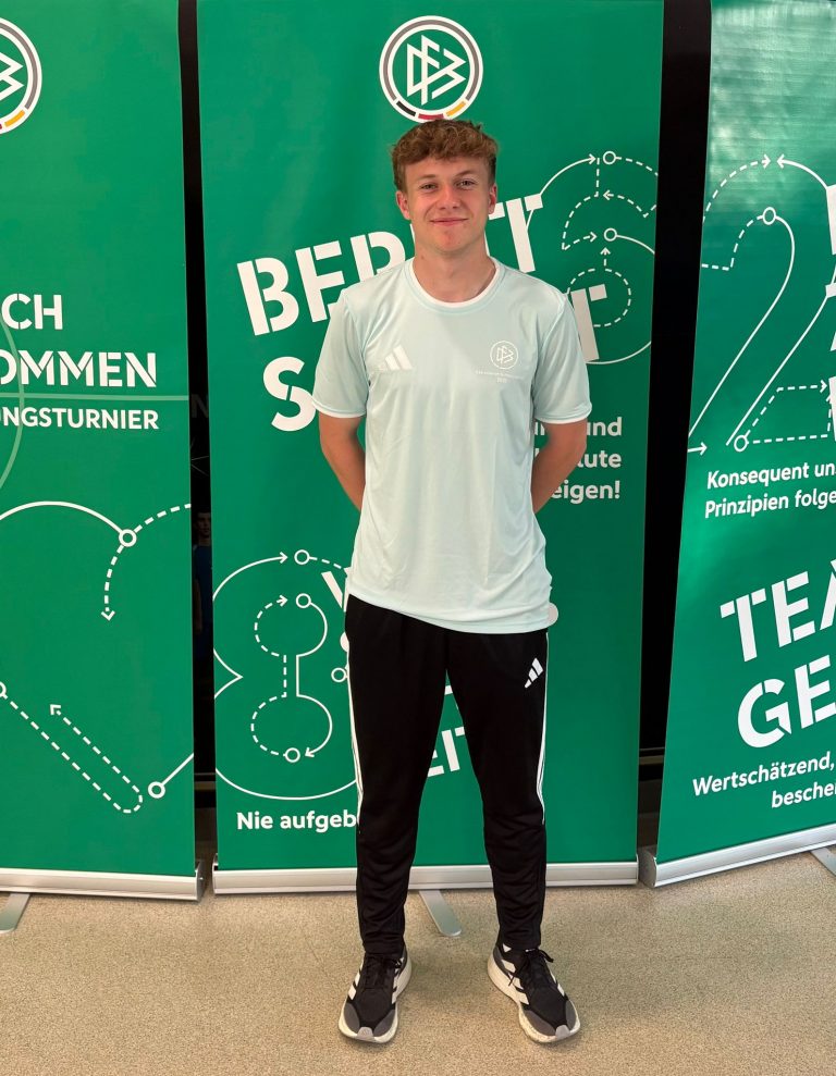 U16 Länderpokal - Sportfreund David Rus als Schiri mittendrin | Verein ...